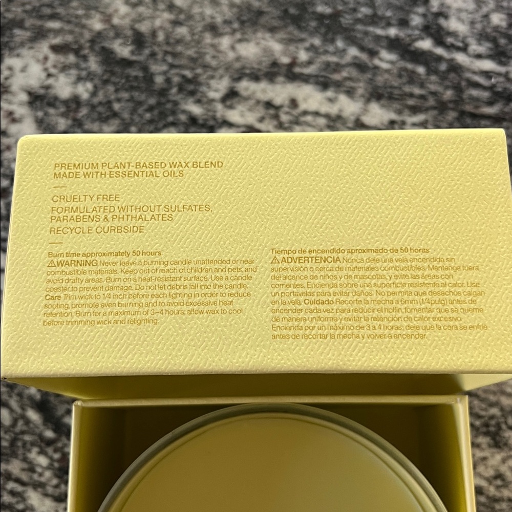 NIB Crate&Barrel Triple Scent Yellow Candle in Glass - Picture 4 of 6